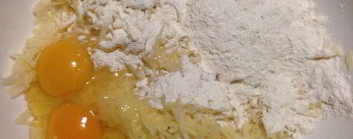 Шаг 2: латкеса — картофельных оладий