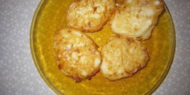 Рецепт оладий из кабачков и сыра