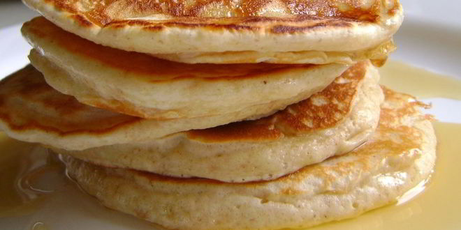 Рецепт оладий на молоке с яблоками