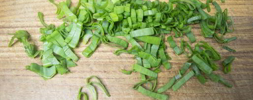 Шаг 2: оладий с колбасой и сыром