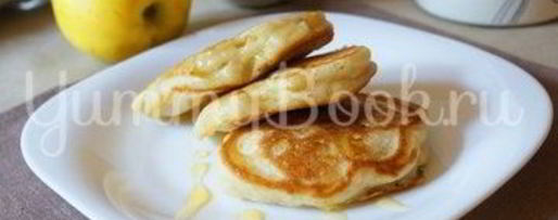 Шаг 7: оладий с яблоком