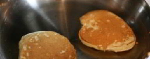 Шаг 5: пышных оладушек на молоке