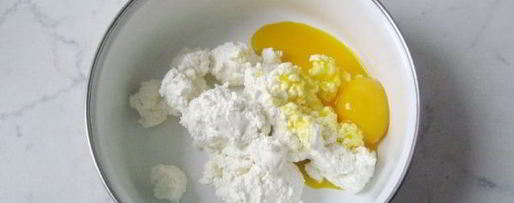 Шаг 2: творожных оладий на молоке