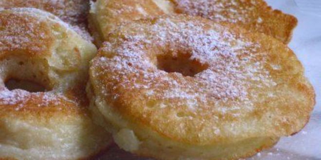 Рецепт яблочных оладий с корицей