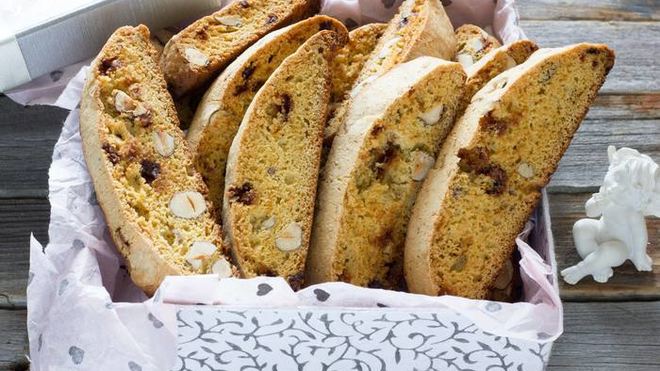 Рецепт Бискотти с фундуком и шоколадом