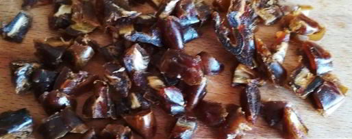 Шаг 1: финикового печенья с жареным фундуком