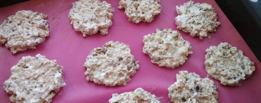 Шаг 6: финикового печенья с жареным фундуком