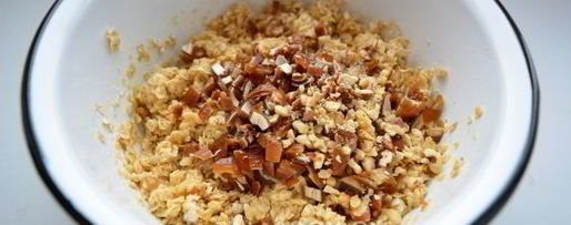 Шаг 6: овсяного печенья с финиками и орехами