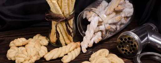 Шаг 21: печенья через мясорубку