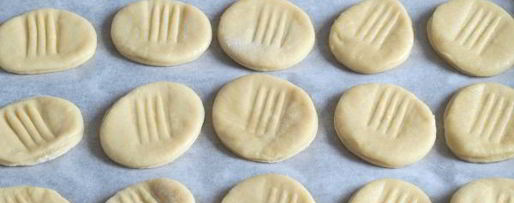 Шаг 8: печенья на кислом молоке