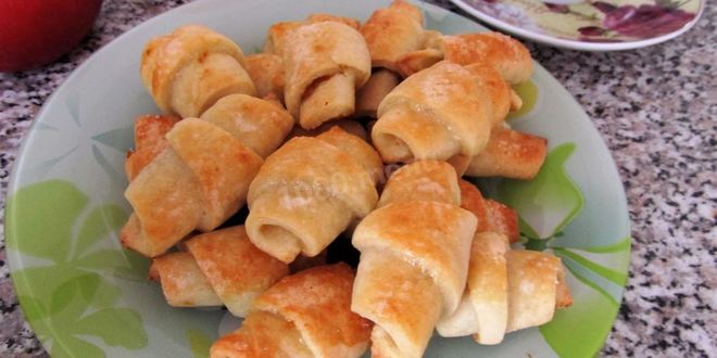 Рецепт творожно-апельсиновых рогалики