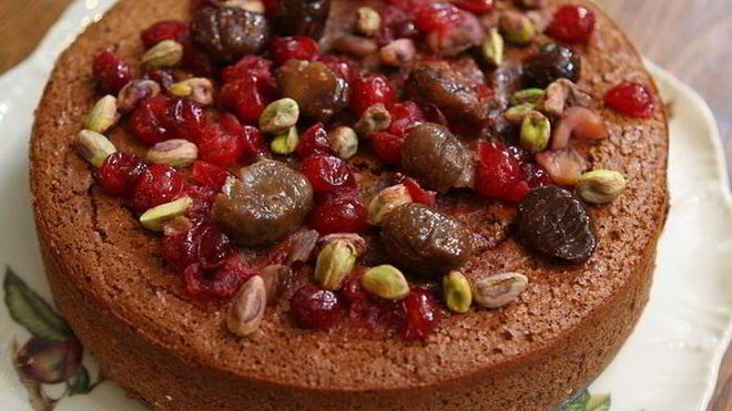Рецепт Каштанового пирога с миндалем, клюквой и фисташками