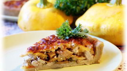 Рецепт Осеннего пирога с лисичками на картофельном тесте