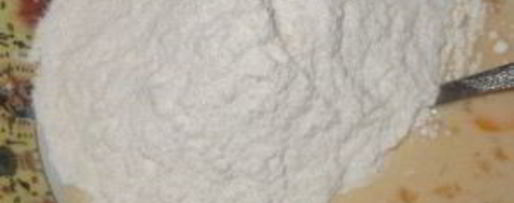 Шаг 1: пирога на дрожжах с вареньем