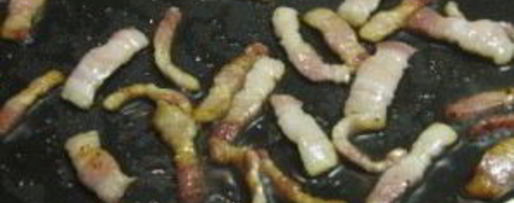 Шаг 1: пирога с беконом и луком