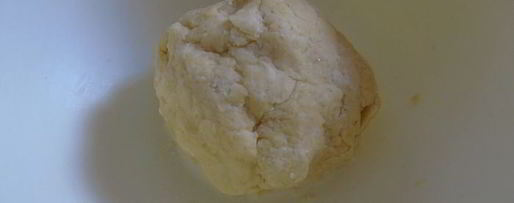 Шаг 1: пирог с клубникой