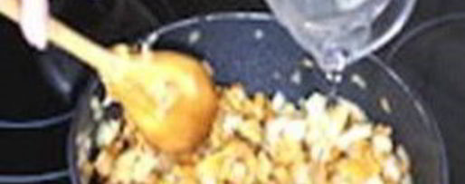 Шаг 1: пирога с лисичками и картофелем