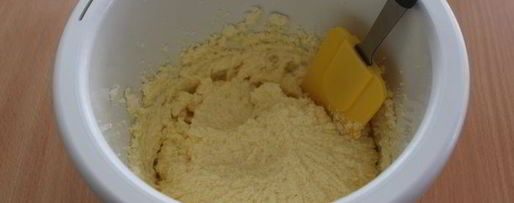 Шаг 2: сливочного пирога со сливовой начинкой