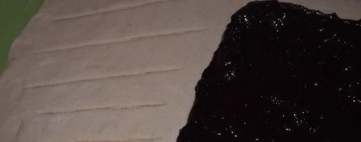 Шаг 2: слоеного пирога с джемом