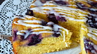 Рецепт Виноградного пирога к чаю, покрытый ванильной глазурью