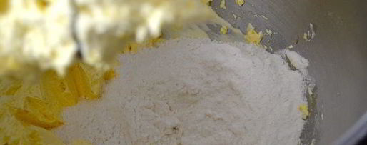 Шаг 3: виноградного пирога к чаю, покрытый ванильной глазурью