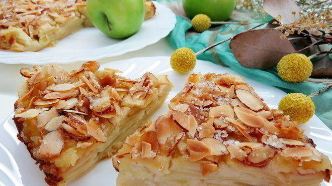 Рецепт Яблочного пирога с миндальной корочкой