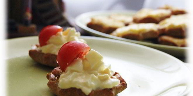 Рецепт карельских пирожков с картошкой и яичным соусом