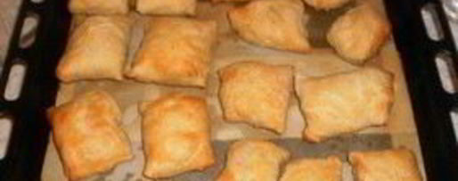 Шаг 11: пирожков из слоеного теста с грибами и картошкой