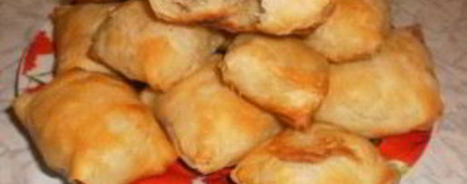 Шаг 12: пирожков из слоеного теста с грибами и картошкой