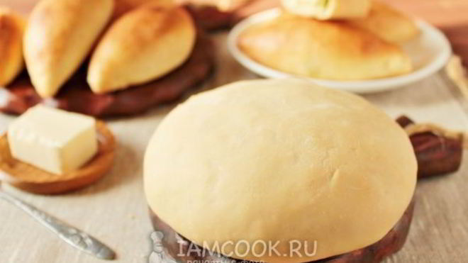 Рецепт Пирожков на кефире без дрожжей в духовке