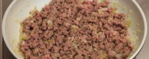 Шаг 2: пирожков с фаршем и рисом