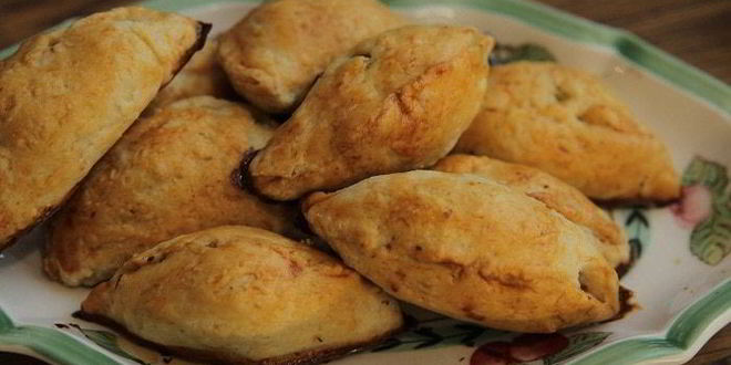 Рецепт пирожков с картофелем, фетой и розмарином