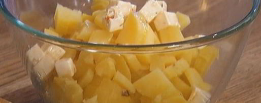 Шаг 8: пирожков с картофелем, фетой и розмарином