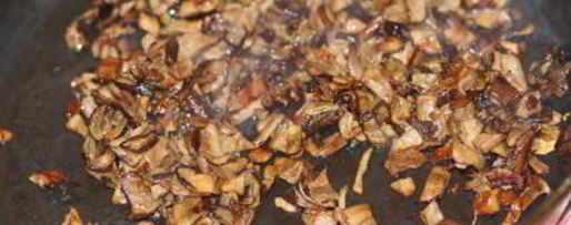 Шаг 2: пирожков с квашеной капустой и белыми грибами