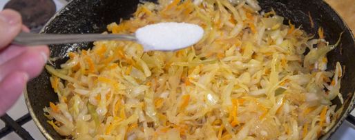 Шаг 11: пирожков с квашеной капустой жареные