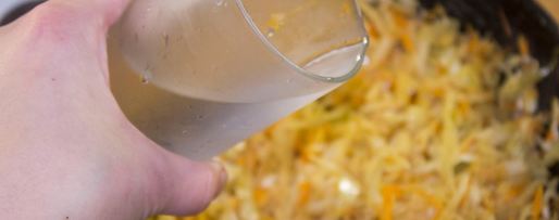 Шаг 12: пирожков с квашеной капустой жареные