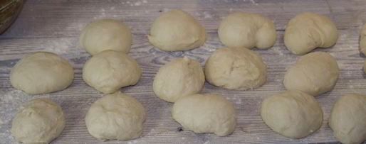 Шаг 15: пирожков с квашеной капустой жареные