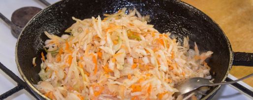 Шаг 9: пирожков с квашеной капустой жареные