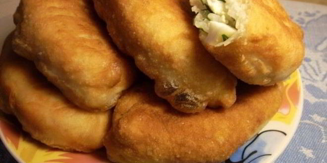 Рецепт пирожков с луком и яйцом
