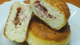 Рецепт Пирожков с ветчиной и сыром