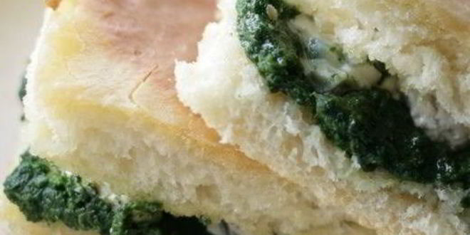 Рецепт пирожков со шпинатом и голубым сыром