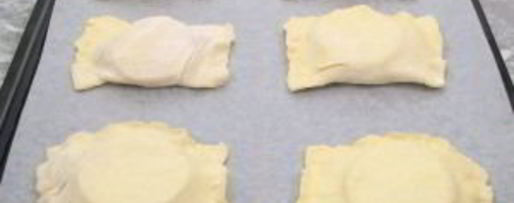 Шаг 9: слоеных пирожков с мясом и помидорами