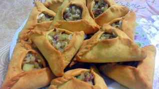 Рецепт Треугольников с картошкой и мясом эчпочмак