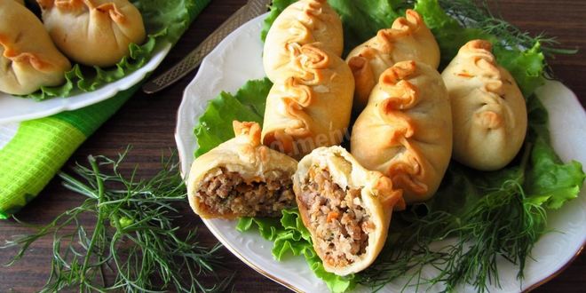 Рецепт закусочных пирожков с мясом в духовке