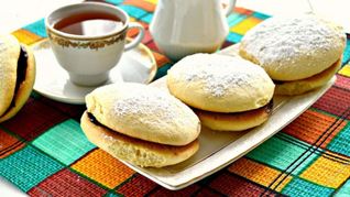 Рецепт Бисквитного пирожного Лакомка