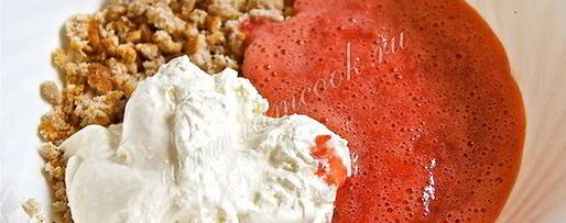 Шаг 9: бисквитных пирожных с клубничным кремом