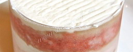 Шаг 12: бисквитных пирожных с клубничным кремом