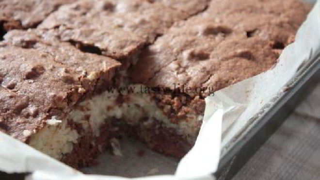 Рецепт Брауни с кокосовой прослойкой