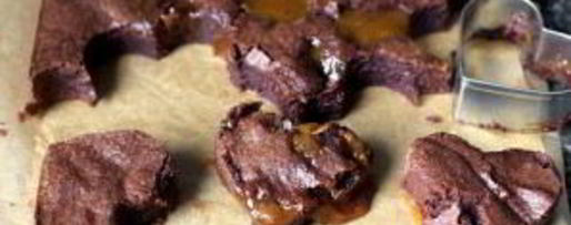 Шаг 12: брауниса соленой карамелью