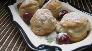 Рецепт Маленьких заварных пирожных с оригинальным баклажанным кремом